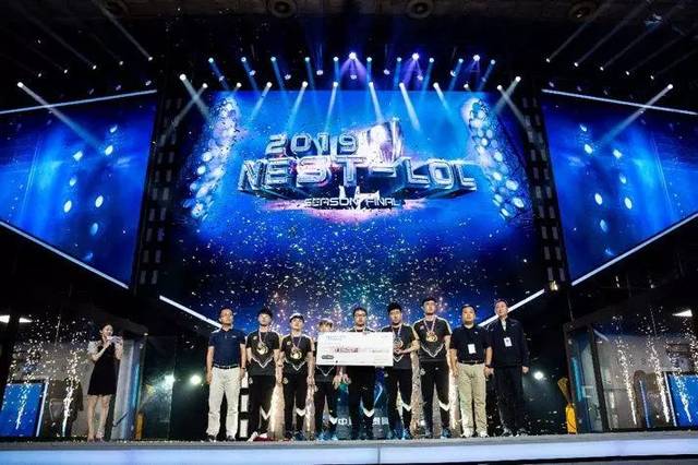 EPL S20 小组赛：艰难取胜 COL 2-1击败Astralis